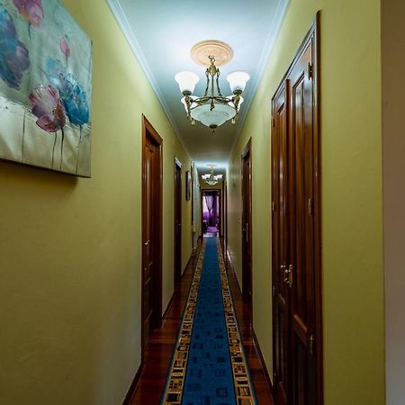 Apartamento Lemavos Monforte De Lemos Ngoại thất bức ảnh