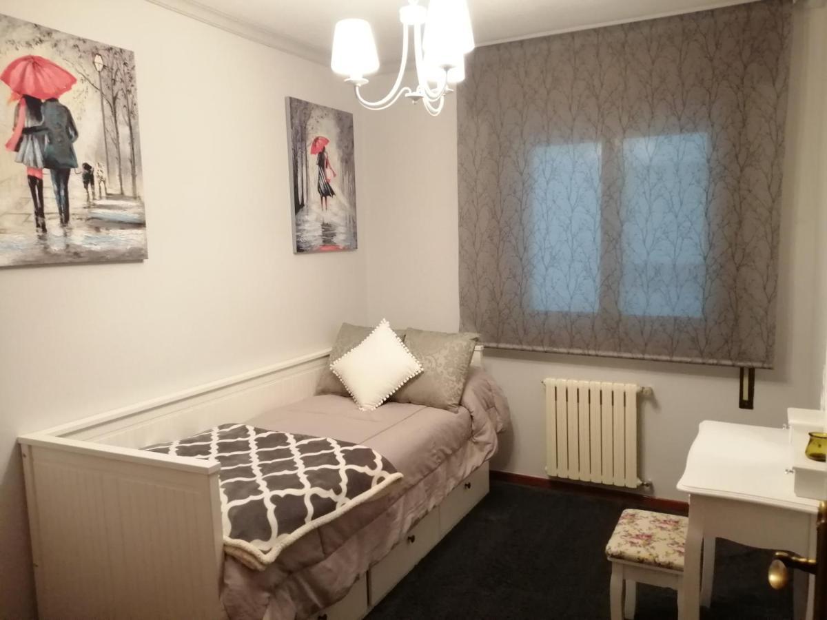 Apartamento Lemavos Monforte De Lemos Ngoại thất bức ảnh